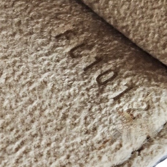 Louis Vuitton Monogram Pochette Florentine - Picture 12 of 14